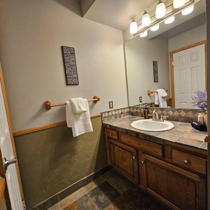 Private And Updated Breck Home With Hot Tub Breckenridge Dış mekan fotoğraf